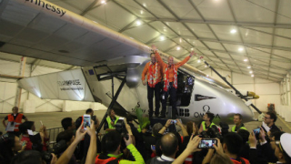 „Solar Impulse 2" вече е в Китай