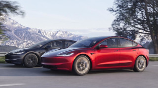 В края на миналата седмица Tesla най после показаха обновената версия на