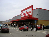 Откриха четвъртият хипермаркет Kaufland в България