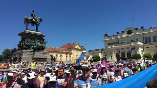 Служителите в системата на МВР започват серия от регионални протести