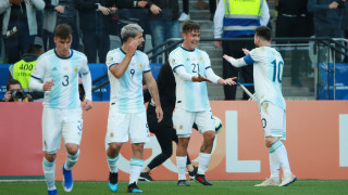 Аржентина трета на Копа Америка, Меси с червен картон 
