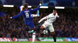 Манчестър Юнайтед се включи в трансферната битка за централния бранител