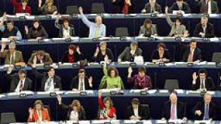 Комисия в ЕП гласува за премахване акциза върху алкохола