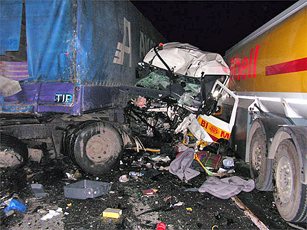 Шофьор на турски ТИР загина при катастрофа