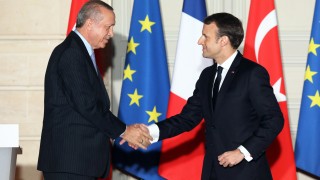 Президентът на Турция Реджеп Ердоган и френският му колега Еманюел