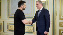 Азербайджан с политическа и хуманитарна подкрепа за Украйна