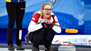 Дамският национален отбор на Швейцария по кърлинг спечели седма световна
