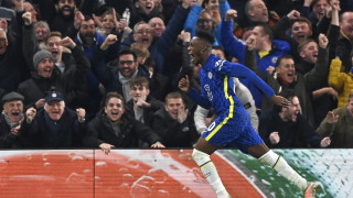 Мениджърът на Челси Греъм Потър е готов да отзове халфа