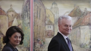 Литовският президент води на изборите в страната
