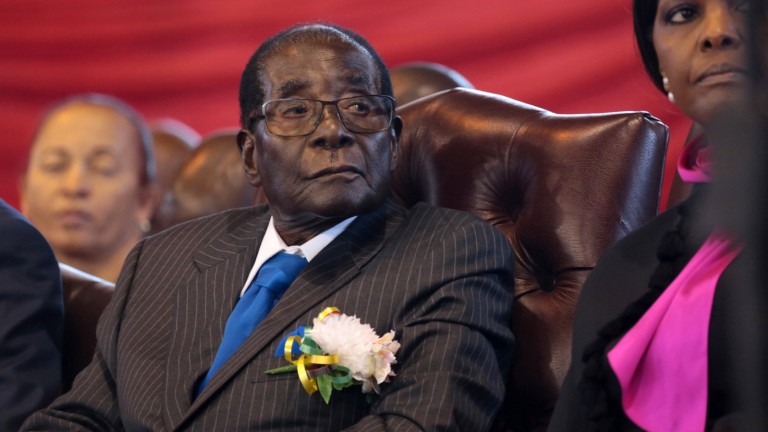 Гарантират на Мугабе да не го "закачат" съдебно
