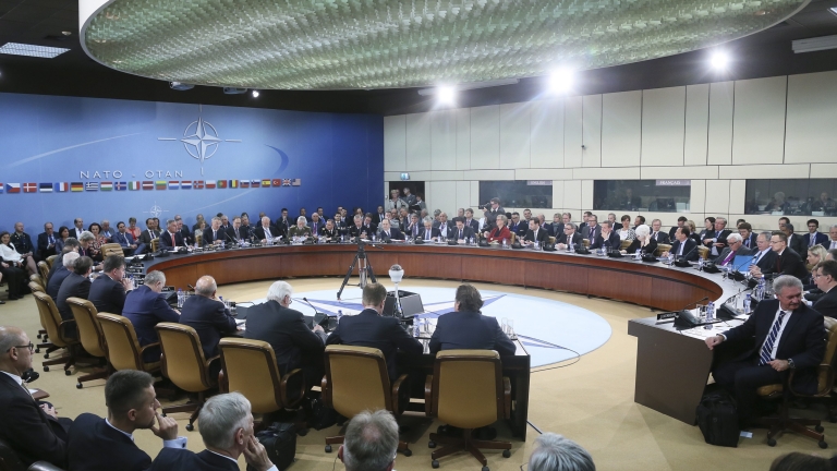 Москва иска обяснение за струпването на войски в Източна Европа на срещата Русия-НАТО