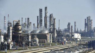 Държавната петролна компания на Република Азербайджан SOCAR проявява интерес към