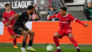 Нидерландският АЗ Алкмаар се класира за полуфиналите в турнира Лига