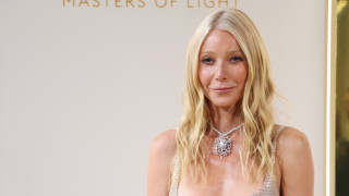 Въпреки че е вече щастливо омъжена за Брад Фалчук от