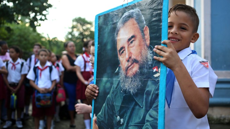 Комунистическа Куба признава частната собственост и свободния пазар
