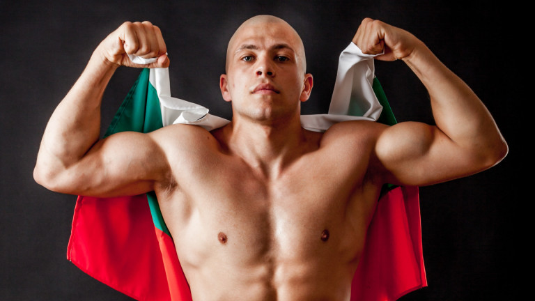 Здравко Попов е един от най-добрите български боксьори на професионалния