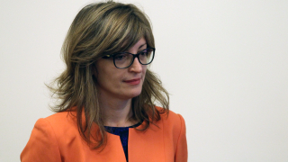 Румъния се справя по-добре в борбата с корупцията, призна Захариева в Брюксел