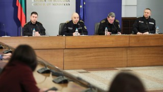 Ще се засилят полицаите на контролните пунктове край областните градове