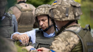 Президентът на Украйна Володимир Зеленски планира да изтегли украинските войски