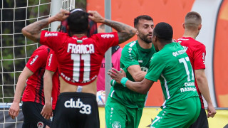 Локомотив София и Хебър Пазарджик се изправят един срещу друг в