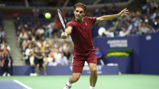 Роджър Федерер започна с трудна победа участието си на турнира