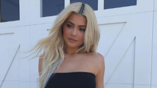 Кайли Дженър ни развежда из дома си