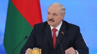 Лукашенко обвини световните елити, че се възползват от кризата, за да сложат "трилиони долари в джобовете"