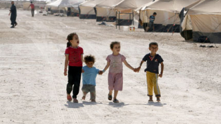 Италия ще похарчи €1,2 млрд. за бежанците през 2015 г.