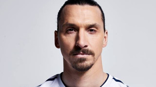 Шведският нападател Златан Ибрахимович е напуснал Манчестър Юнайтед заради отпадането