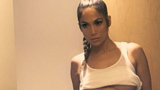 Джей Ло: На 20 не оценявах тялото си