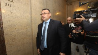 Съдебна охрана виновна за катастрофата с Арабаджиеви