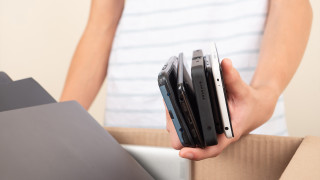 Какво се случва с мобилните апарати след като вече не