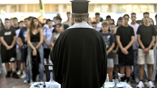 Две трети от учителите в държавните средни училища в Гърция