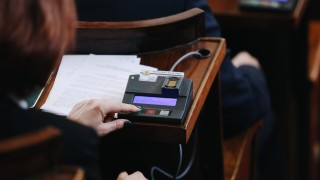 Извънредна точка в дневния си ред гласуваха депутатите По предложение