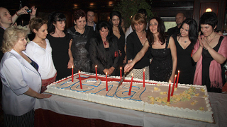 Сп. Бела отпразнува юбилей със светско парти (галерия)