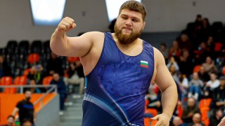 Българският представител в най тежката категория в класическия стил 130 кг