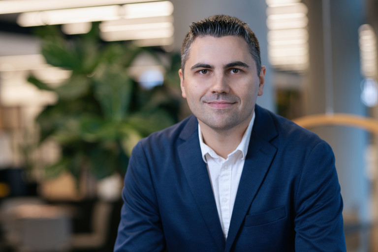 Роландас Ютейка, ръководител "Богатство и търговия в Revolut