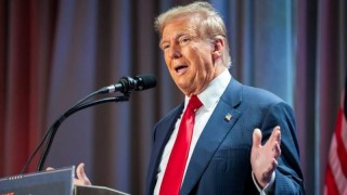 Новоизбраният президент на САЩ Доналд Тръмп прави победна обиколка в