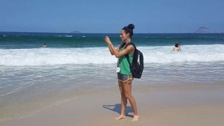 Ивет Лалова разпуска на Копакабана