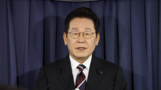 Южнокорейският президент И Дже мьон заяви че е намерил разговора с