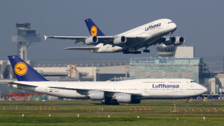 Най голямата авиокомпания в Европа Lufthansa Group ще отмени 20 000 полета