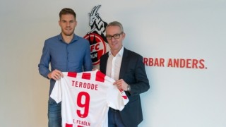 Опашкарят в Бундеслигата Кьолн привлече нападателя на Щутгарт Симон Тероде