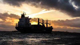 До 20 се увеличиха петролните танкери чакащи в Черно море