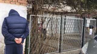 Продължава полицейската операция в Хасково заради пребития от цигани полицай