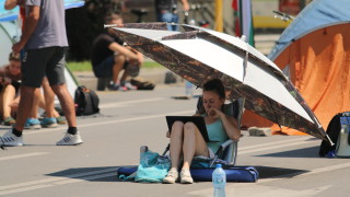 Протестът щял да стане все по-плажен, недоволстващите разчитали на камерите