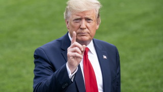 Президентът на САЩ Доналд Тръмп пак поиска пари от други