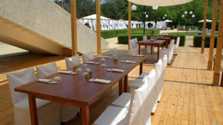 Проверяват "all inclusive" - а по морските ни курорти