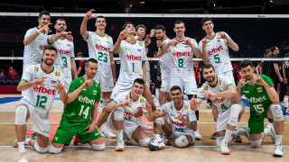 Българският национален отбор по волейбол пристигна на летище София след