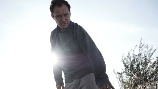 На самотен остров с Джуд Лоу