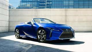 Lexus представи лимитираната Regatta Edition на кабриолета LC 500 за началото на онлайн продажбите в Европа
